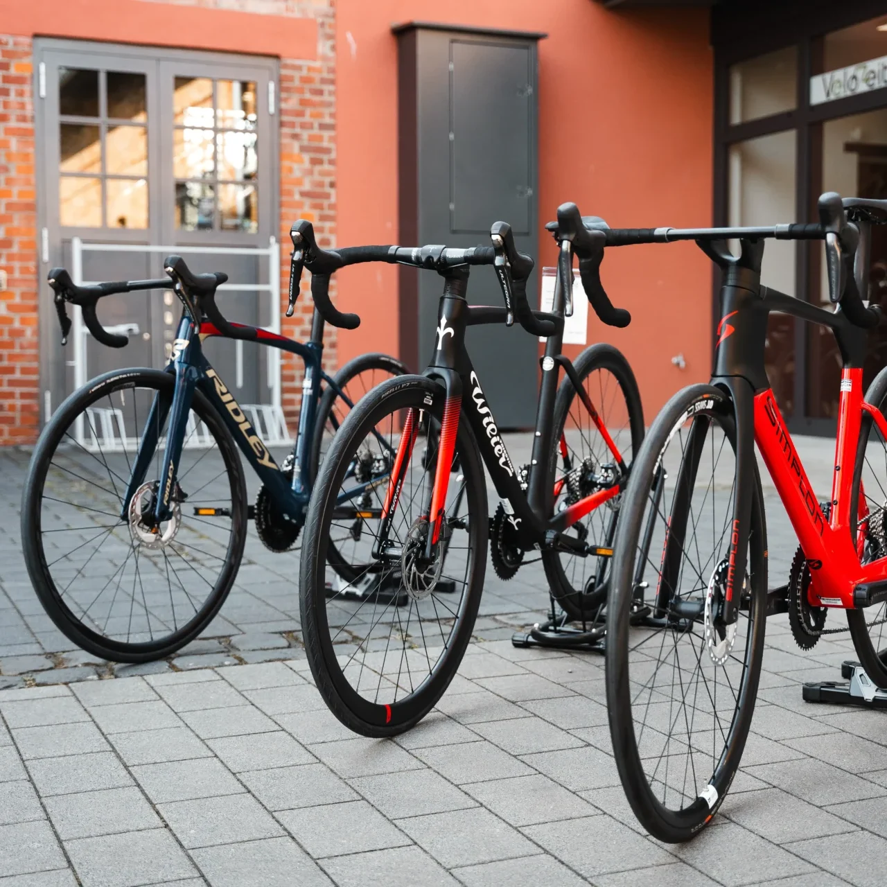Velozeit - Fahrradladen in Hanau - Auswahl an Rennrädern - Ridley, Simplon, Wilier